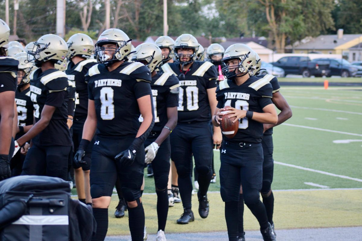 Griffith High Football Team Mentors Middle School Players, Building Skills and Bonds for the Future